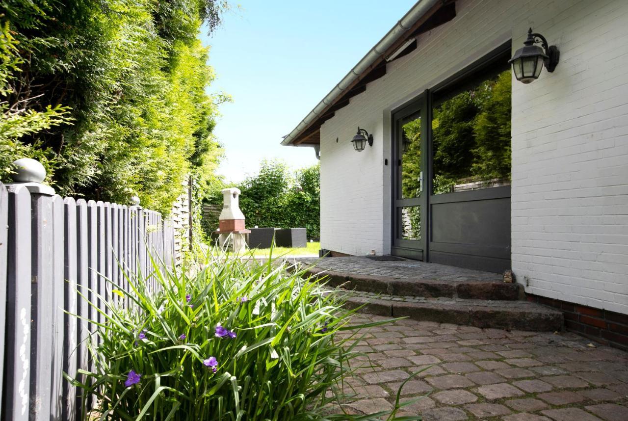 Uhses Ferienwohnung Heide (Schleswig-Holstein) Exterior foto